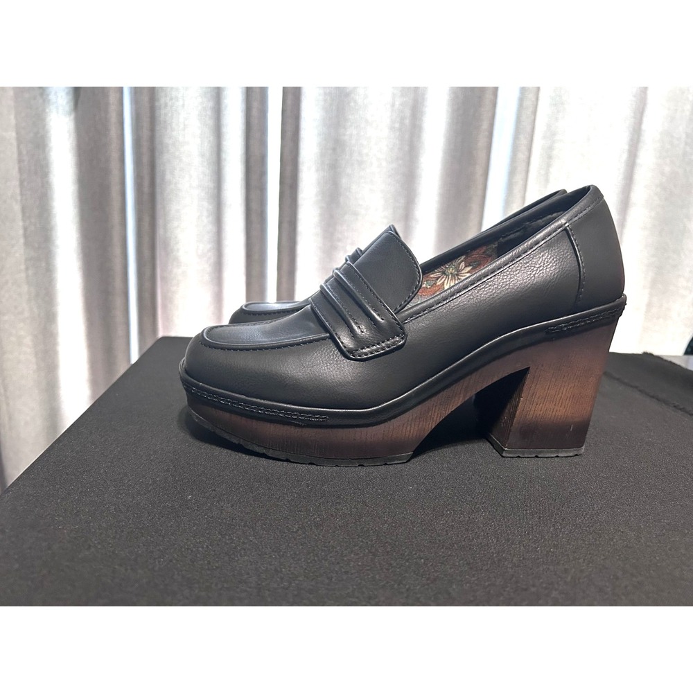 Korks Regina Women 8 Black Platform Penny Loafer Heels NIB Gothic Leather Shoes